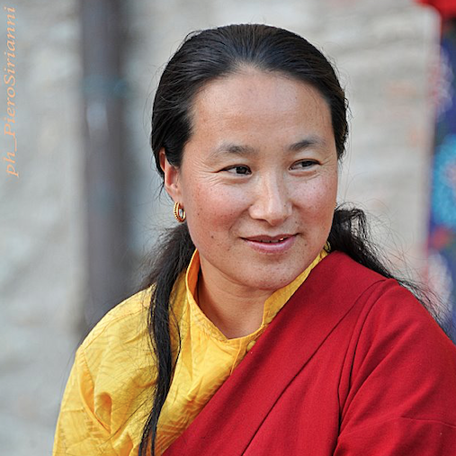 Read more about the article Special Saka Dawa Teachings & Practices with Khandro Kunga Bum-ma